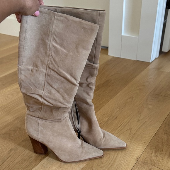 Vince Camuto Shoes - Vince camuto 
Boots
Wore once